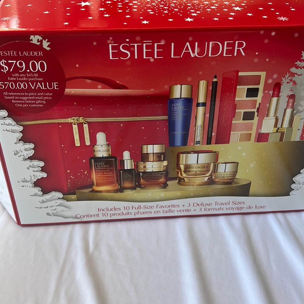 New ESTEE LAUDER